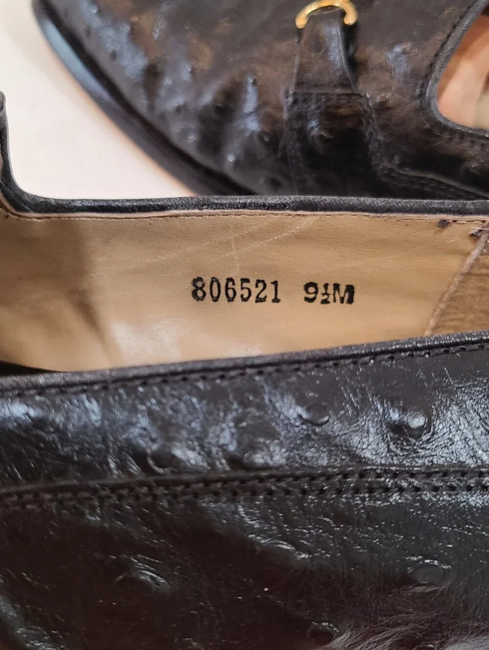 Giorgio Brutini Black Leather Slip-On Loafers with Gold Accent 9.5